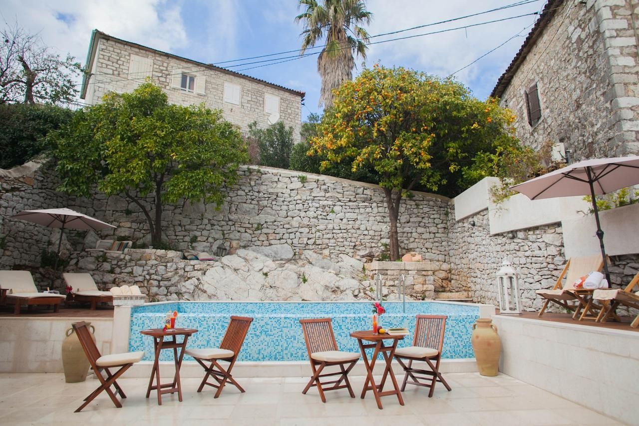 Отель, гостиница в Каменари, Черногория, 400 м² - фото 7