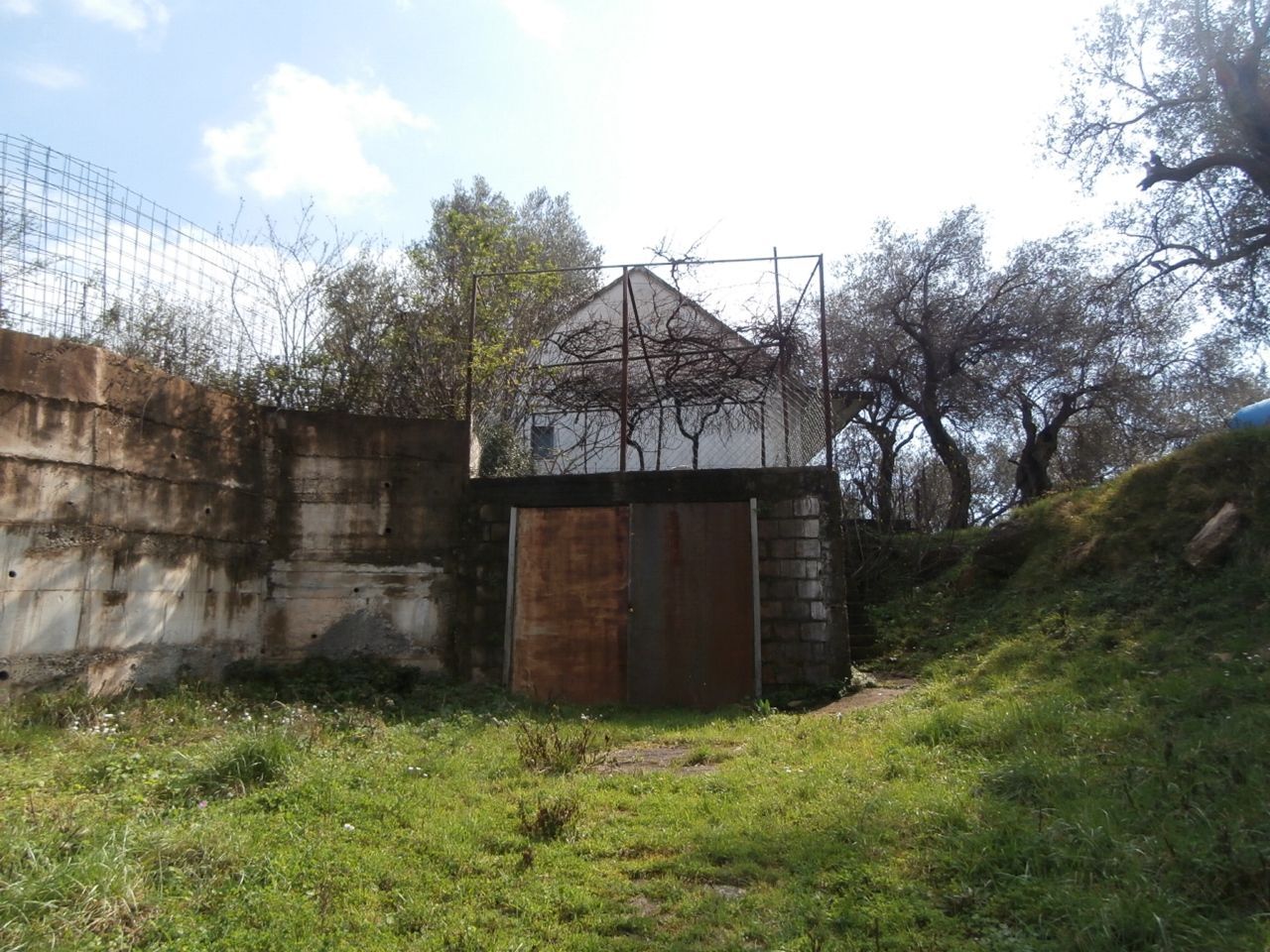 Земля в Баре, Черногория, 2 200 м² - фото 9