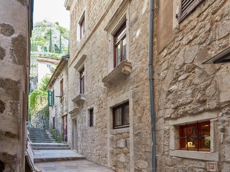 Отель, гостиница в Которе, Черногория, 180 м² - фото 6