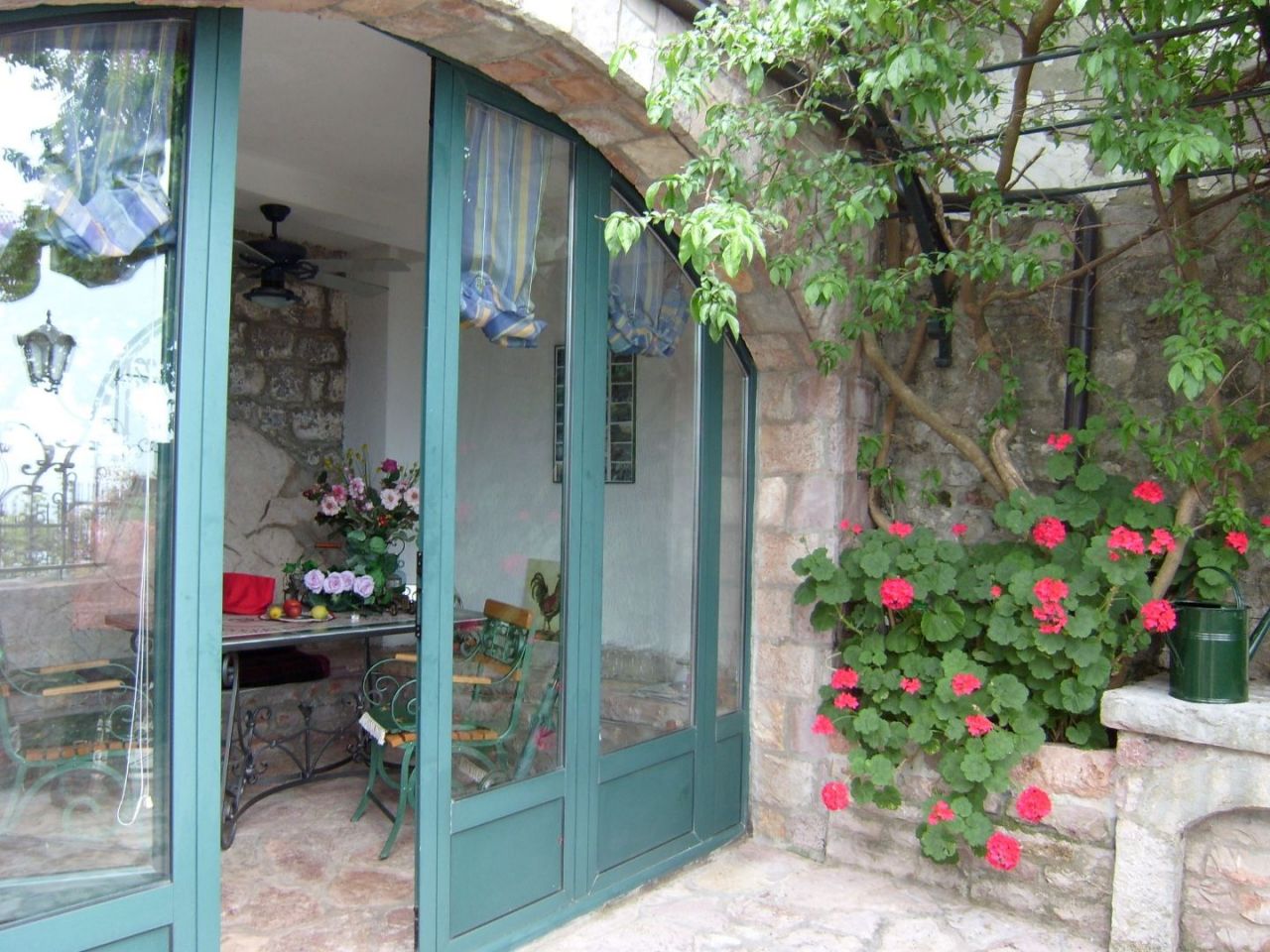 Дом в Святом Стефане, Черногория, 150 м² - фото 4