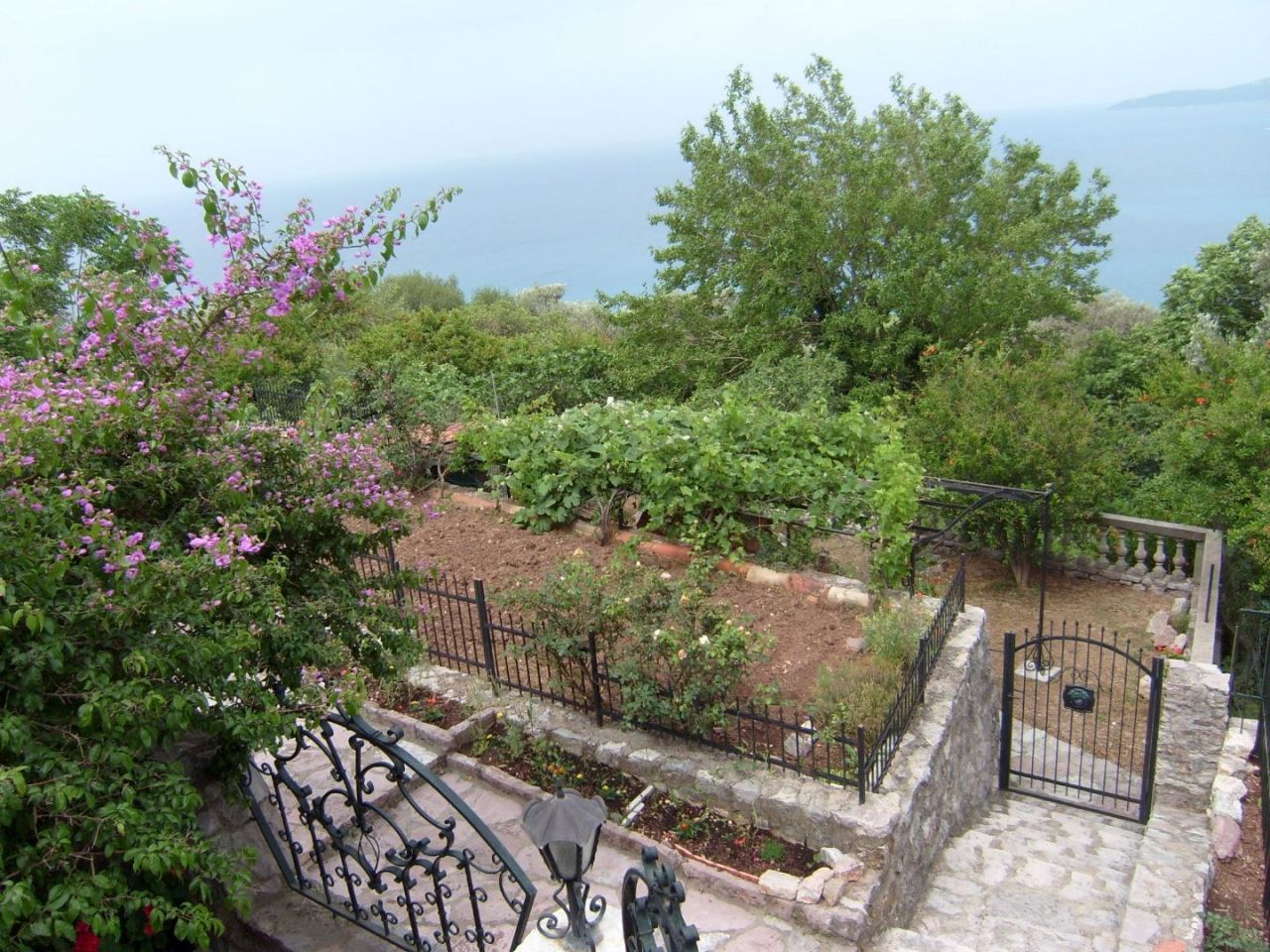 Дом в Святом Стефане, Черногория, 150 м² - фото 6