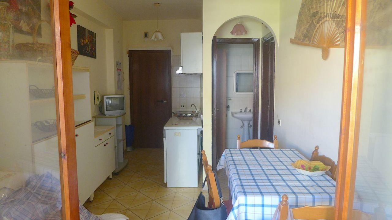 Квартира в Скалее, Италия, 34 м² - фото 1