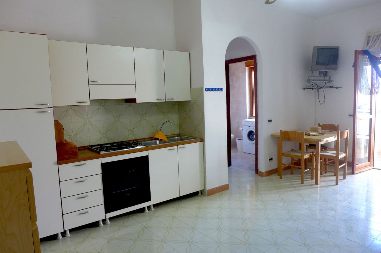 Апартаменты в Скалее, Италия, 48 м² - фото 1