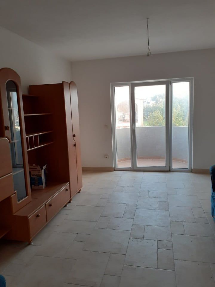 Апартаменты в Баре, Черногория, 24 м2 - фото 1