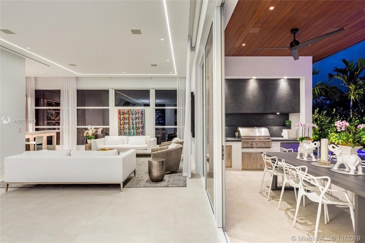 Вилла в Майами, США, 700 м² - фото 4