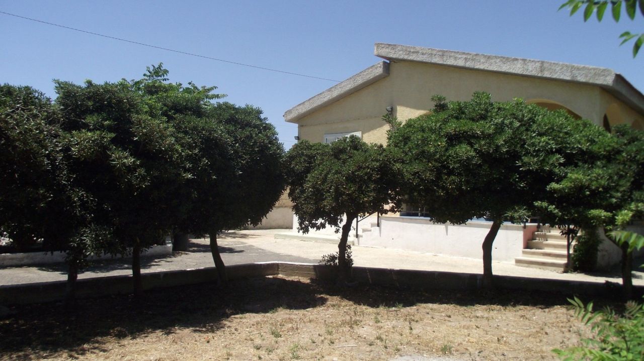 Вилла в Сиракузах, Италия, 130 м² - фото 1