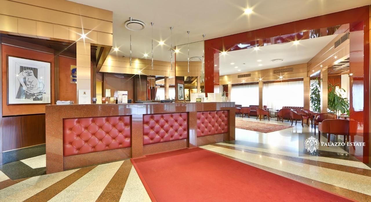 Отель, гостиница в Милане, Италия, 7 000 м² - фото 2