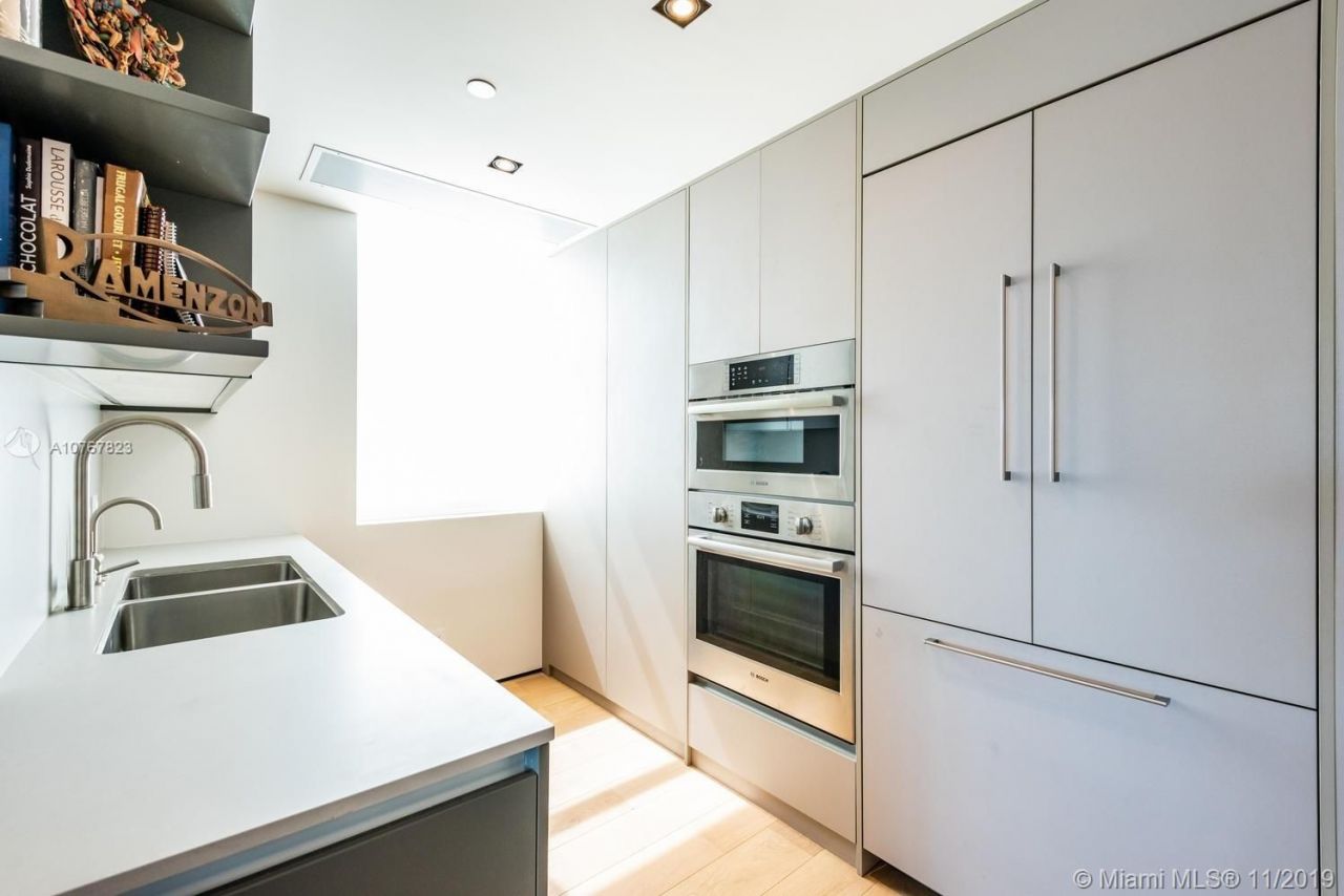 Квартира в Майами, США, 200 м² - фото 9