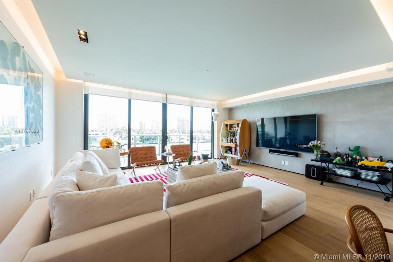 Квартира в Майами, США, 200 м² - фото 16