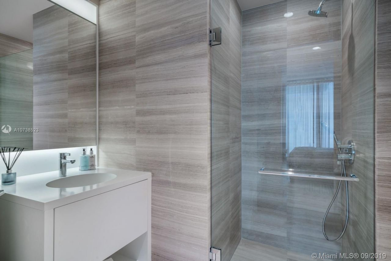 Квартира в Майами, США, 140 м² - фото 12