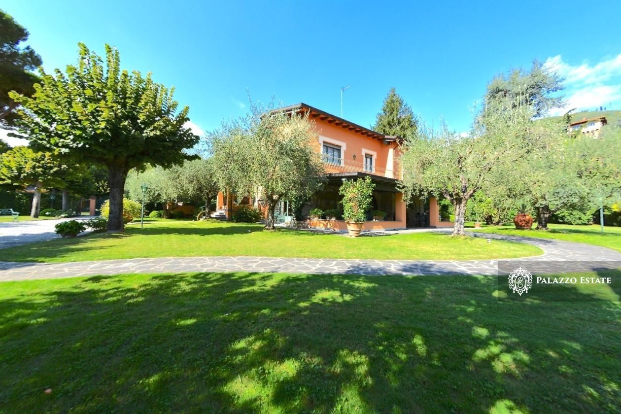 Вилла в Пьетрасанте, Италия, 700 м² - фото 5