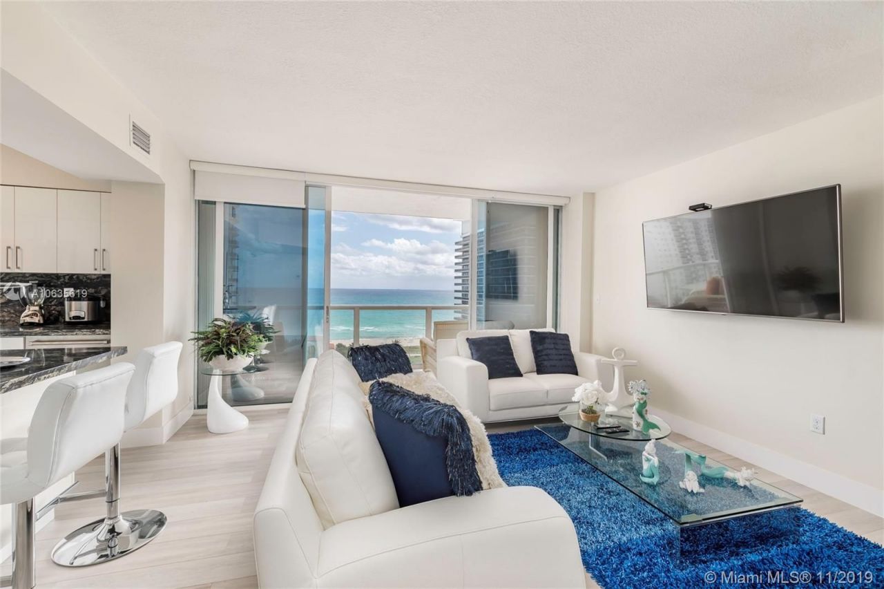 Квартира в Майами, США, 90 м² - фото 2