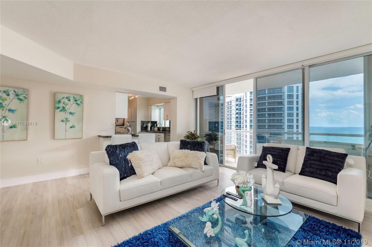 Квартира в Майами, США, 90 м² - фото 13