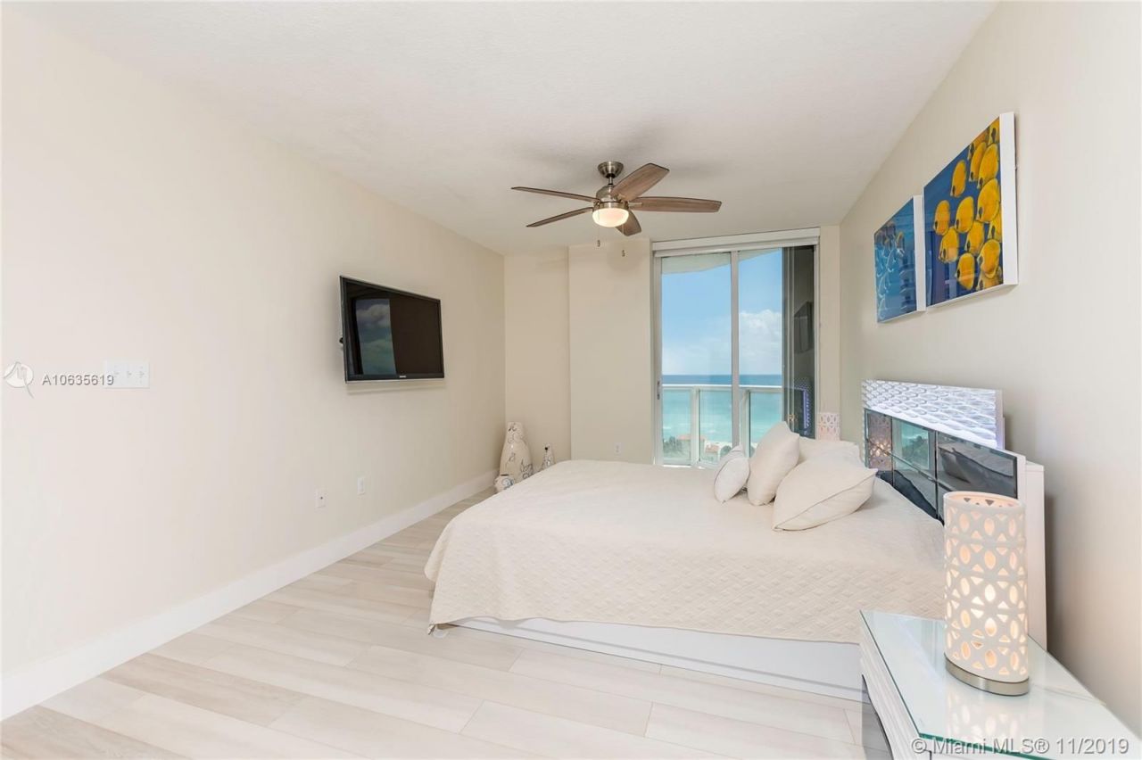 Квартира в Майами, США, 90 м² - фото 12