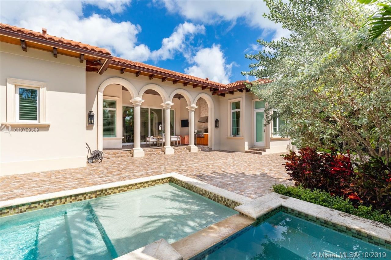 Вилла в Майами, США, 350 м² - фото 2