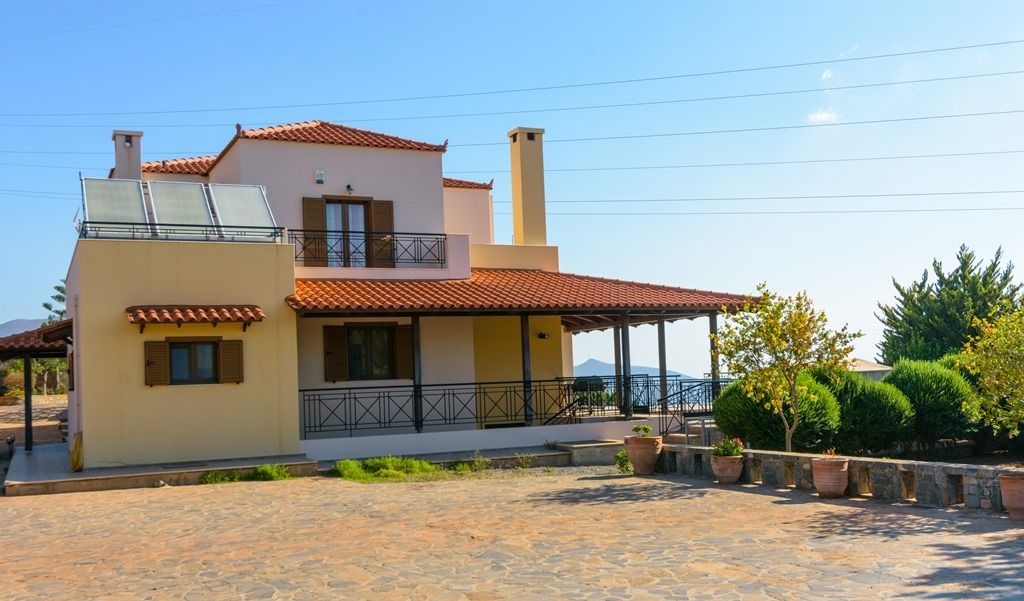 Дом в Ласити, Греция, 380 м2 - фото 1