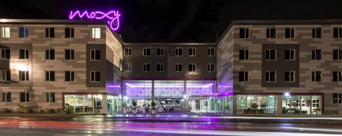 Отель, гостиница в Кёльне, Германия, 4 700 м² - фото 1