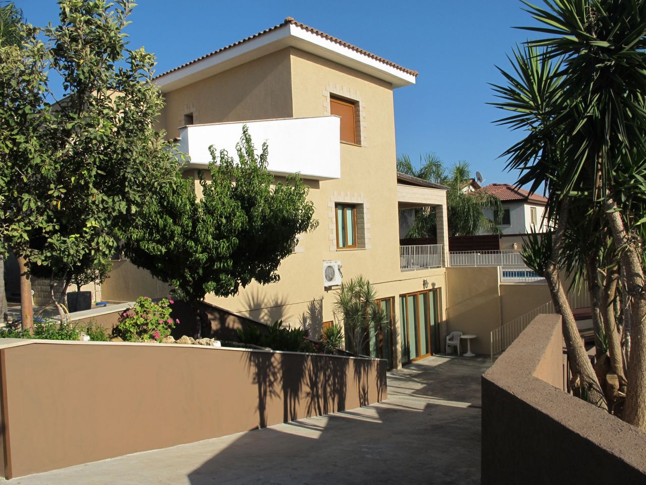 Дом в Лимасоле, Кипр, 550 м2 - фото 1