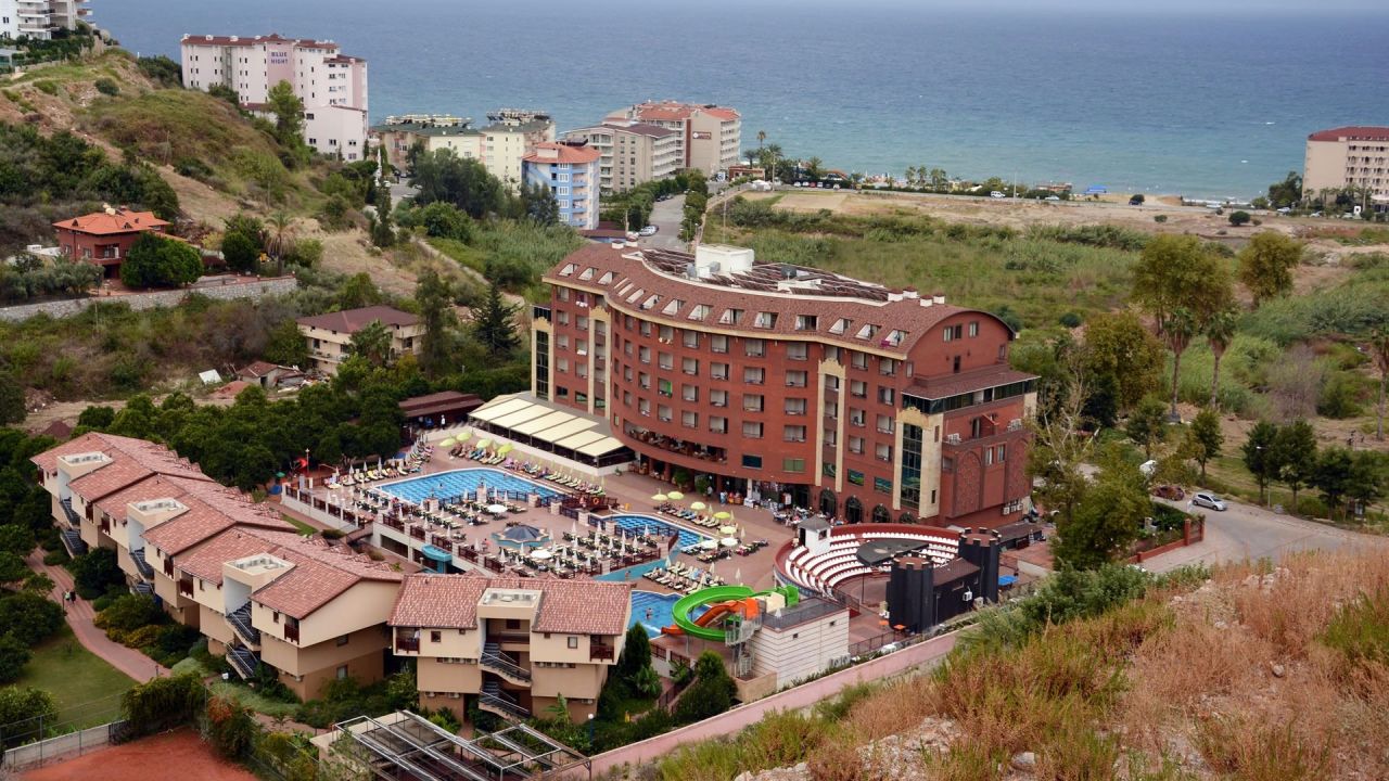 Отель, гостиница в Алании, Турция, 7 000 м2 - фото 1