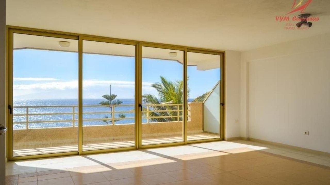 Коммерческая недвижимость на Тенерифе, Испания, 50 м2 - фото 1