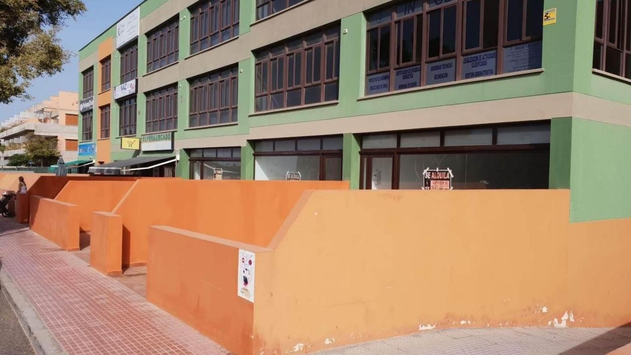 Коммерческая недвижимость на Тенерифе, Испания, 123 м2 - фото 1