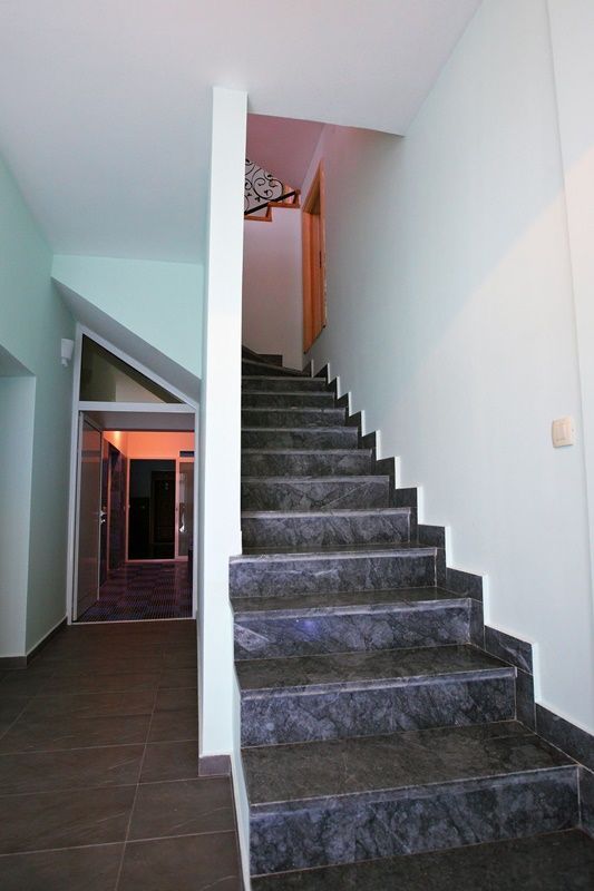 Вилла в Херцег-Нови, Черногория, 400 м² - фото 4