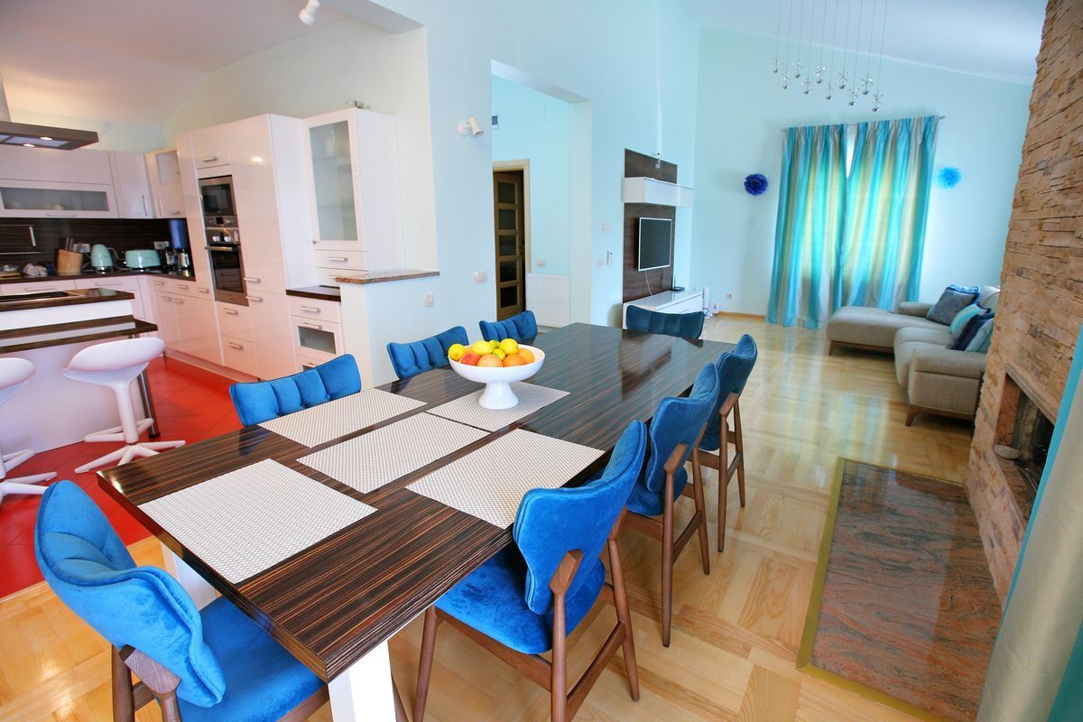 Вилла в Херцег-Нови, Черногория, 400 м² - фото 11