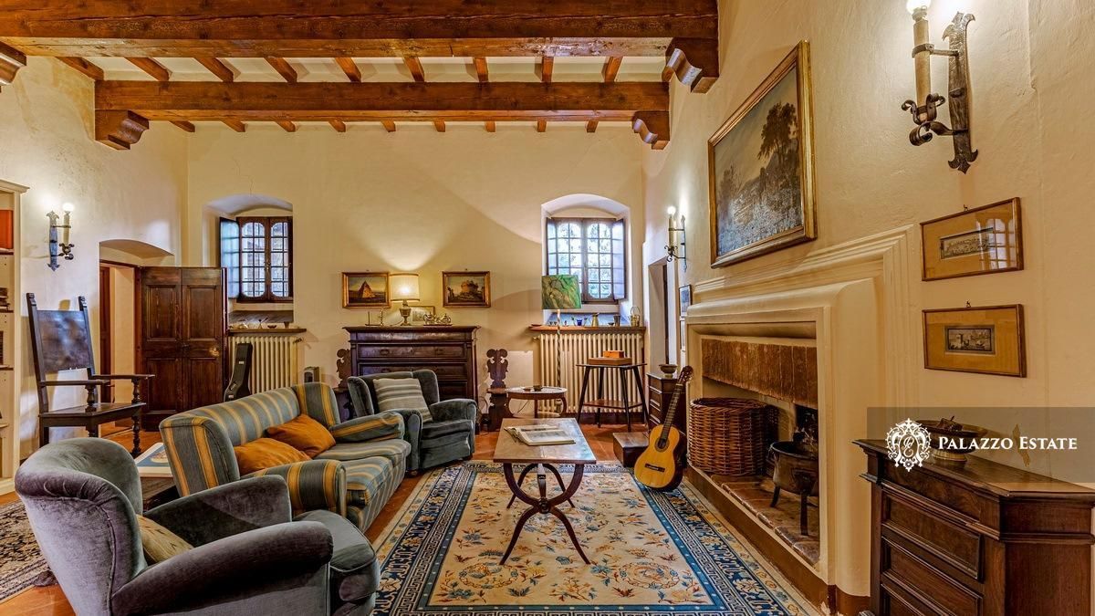 Ферма в Перудже, Италия, 1 014 м² - фото 2