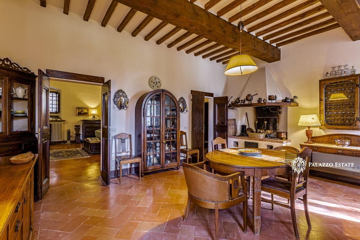 Ферма в Перудже, Италия, 1 014 м² - фото 4