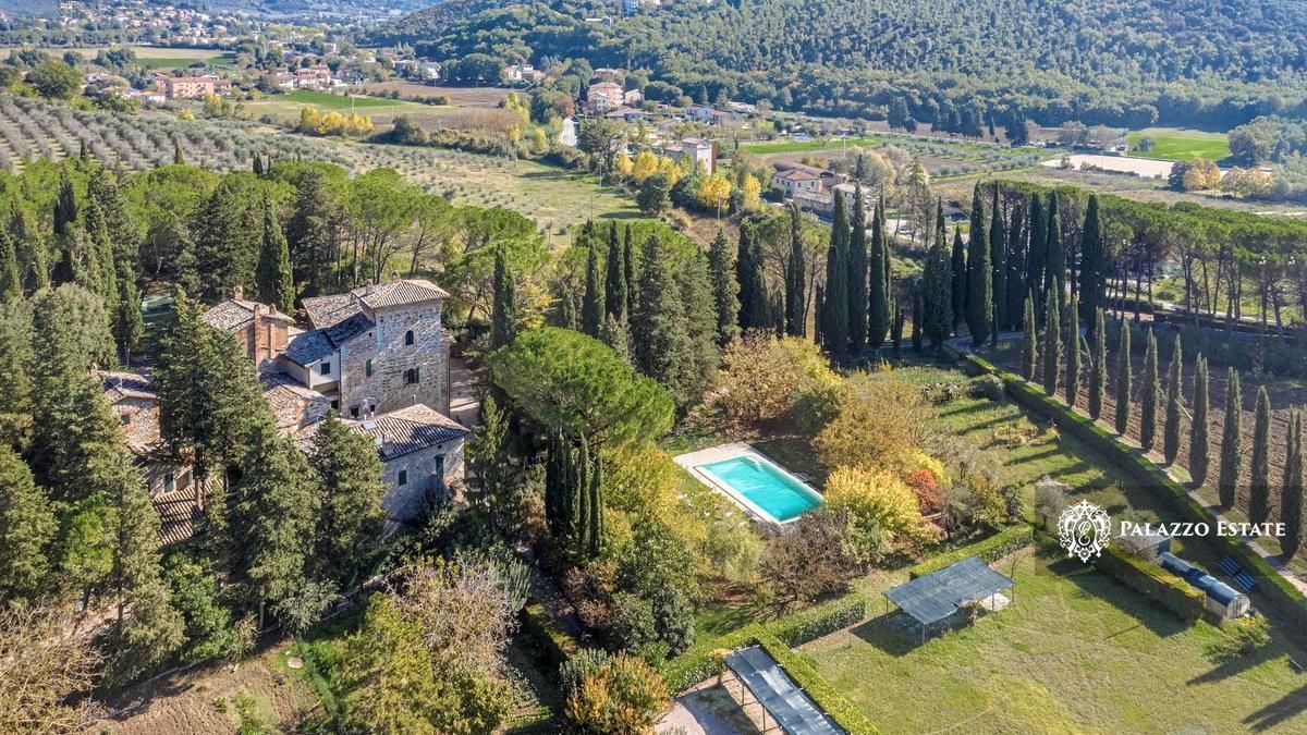 Ферма в Перудже, Италия, 1 014 м² - фото 16