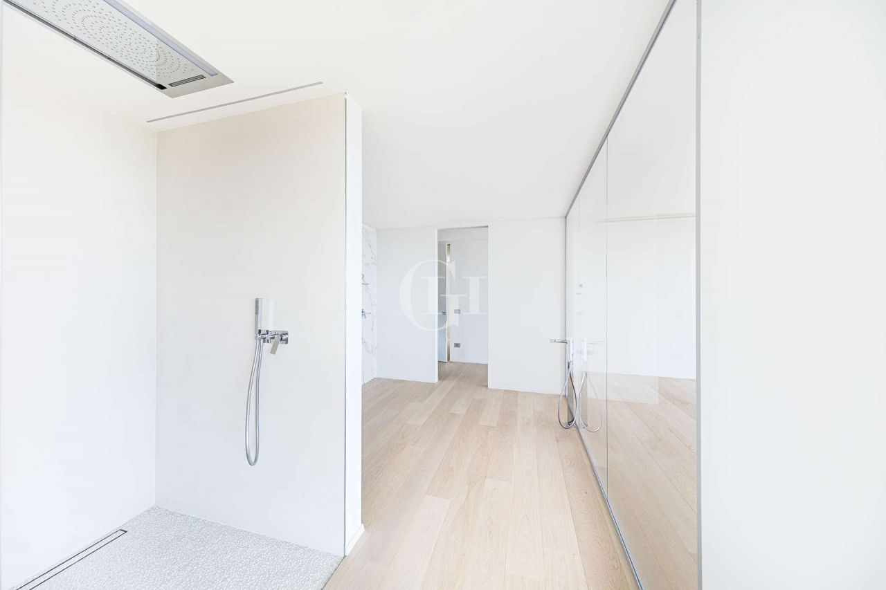 Вилла у озера Гарда, Италия, 400 м² - фото 18