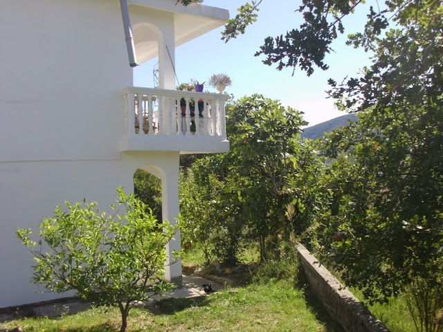 Дом в Игало, Черногория, 200 м2 - фото 1
