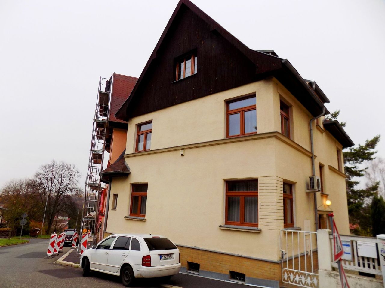 Дом в Карловых Варах, Чехия - фото 1