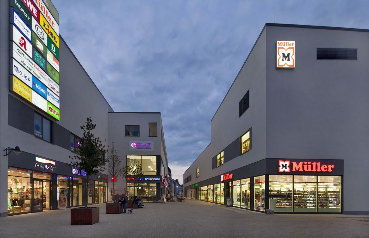 Магазин в Липпштадте, Германия, 3 333 м2 - фото 1