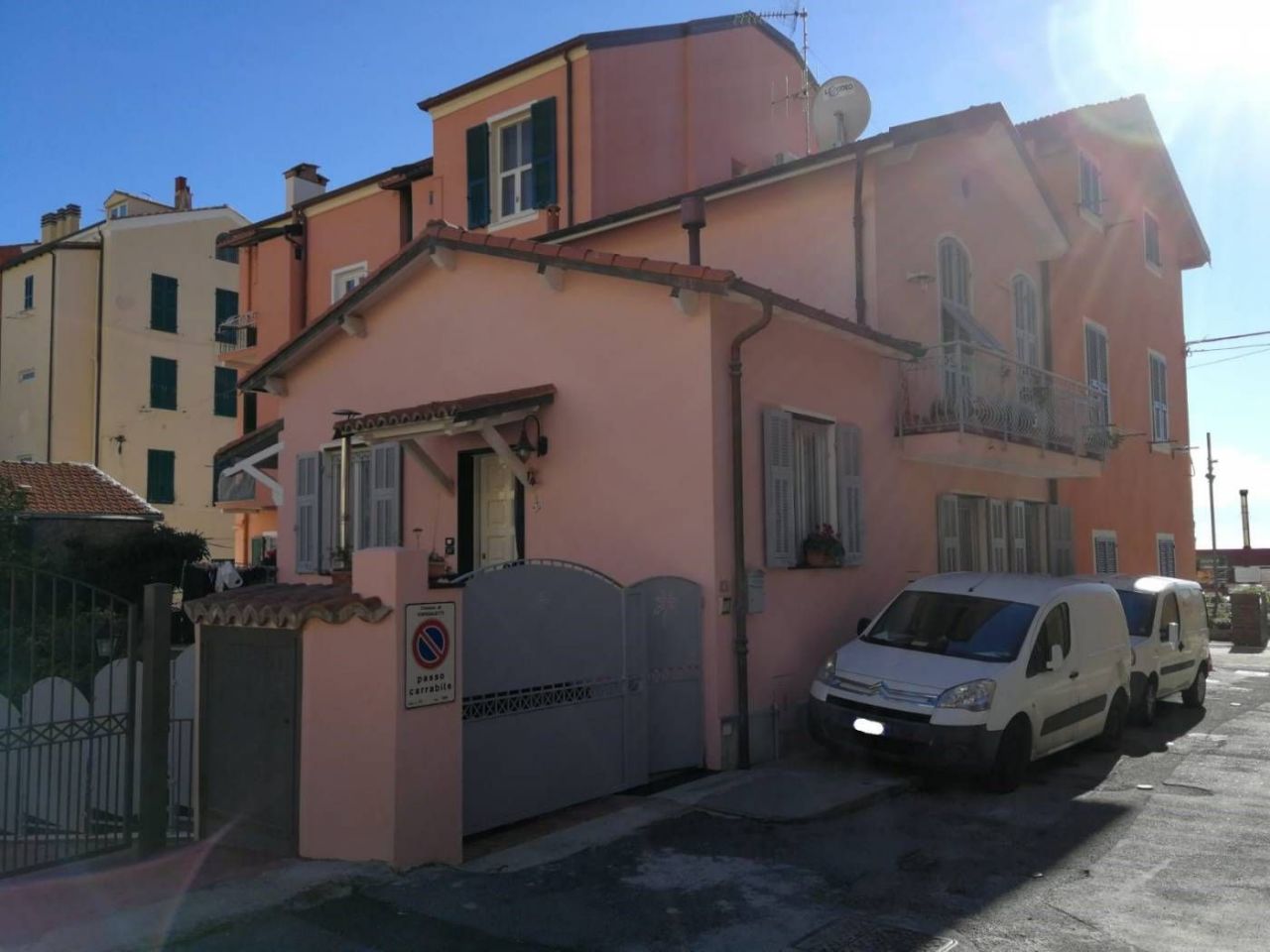 Дом в Оспедалетти, Италия, 120 м2 - фото 1