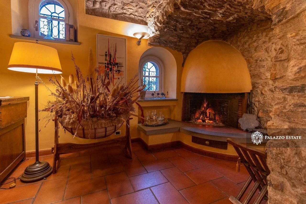 Вилла в Амелье, Италия, 338 м² - фото 6