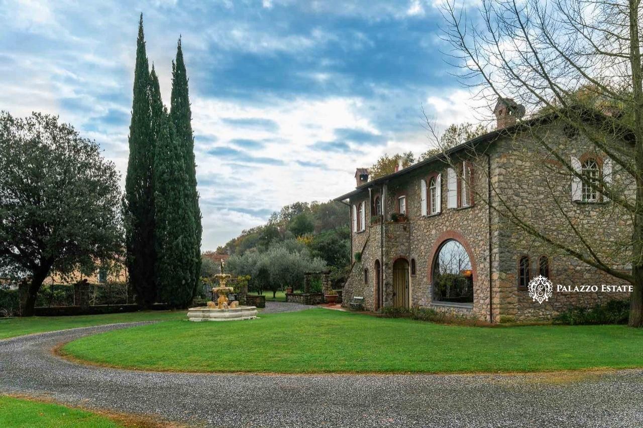 Вилла в Амелье, Италия, 338 м² - фото 16