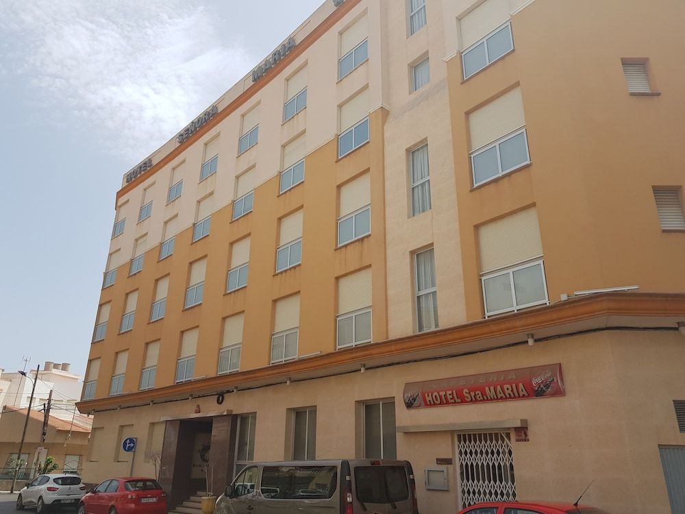 Отель, гостиница в Мурсии, Испания, 2 000 м2 - фото 1