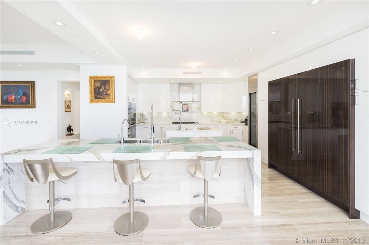 Квартира в Майами, США, 420 м² - фото 8