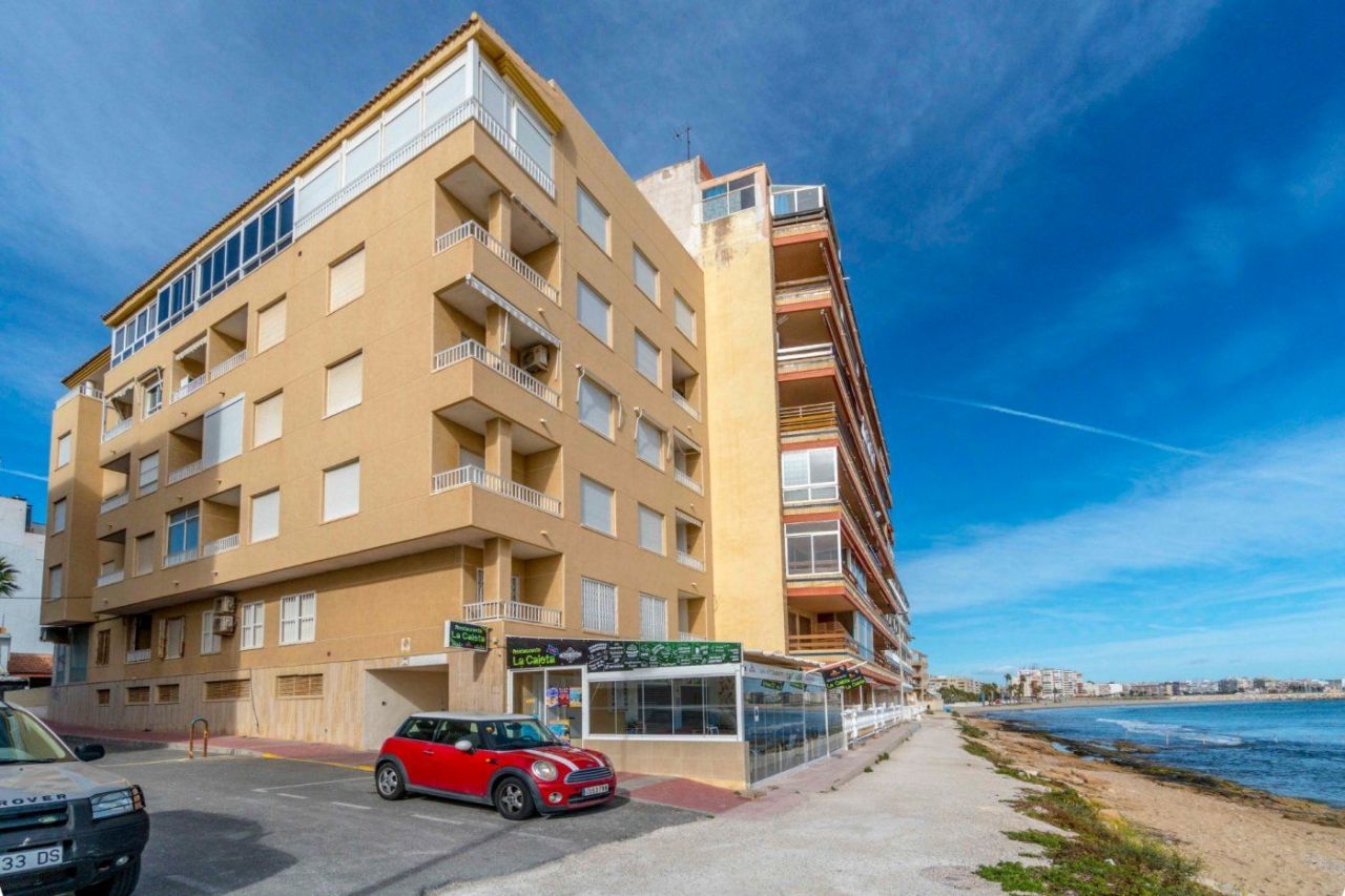 Апартаменты в Торревьехе, Испания, 60 м2 - фото 1