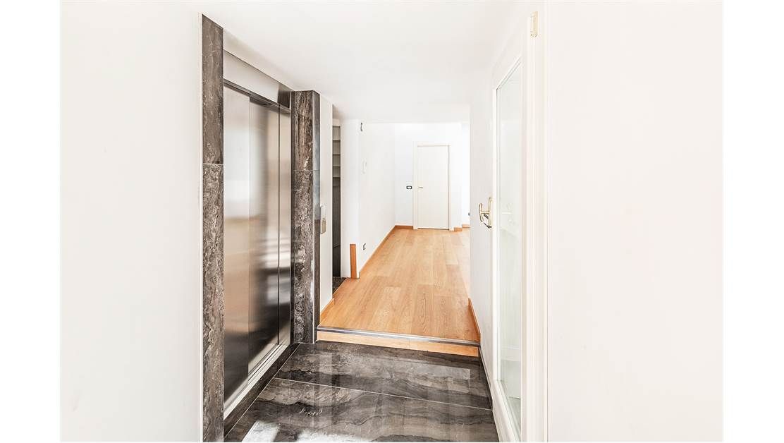 Пентхаус у озера Гарда, Италия, 175 м² - фото 7