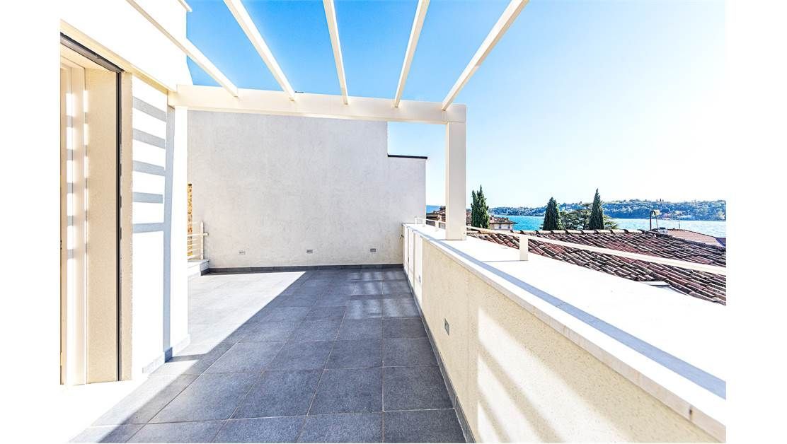 Пентхаус у озера Гарда, Италия, 175 м² - фото 10