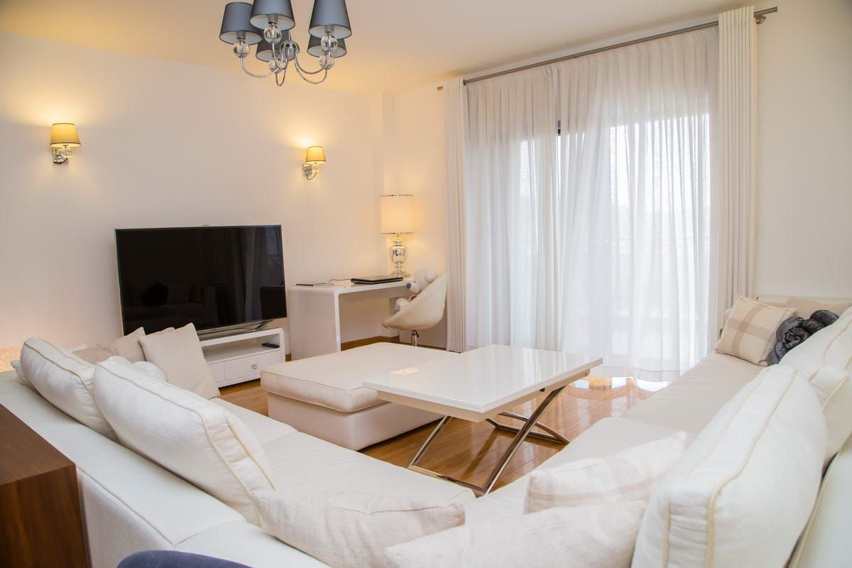 Коммерческая недвижимость в Баре, Черногория, 106 м² - фото 2