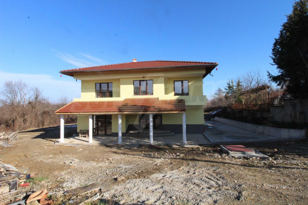 Дом в Велико Тырново, Болгария, 314 м2 - фото 1