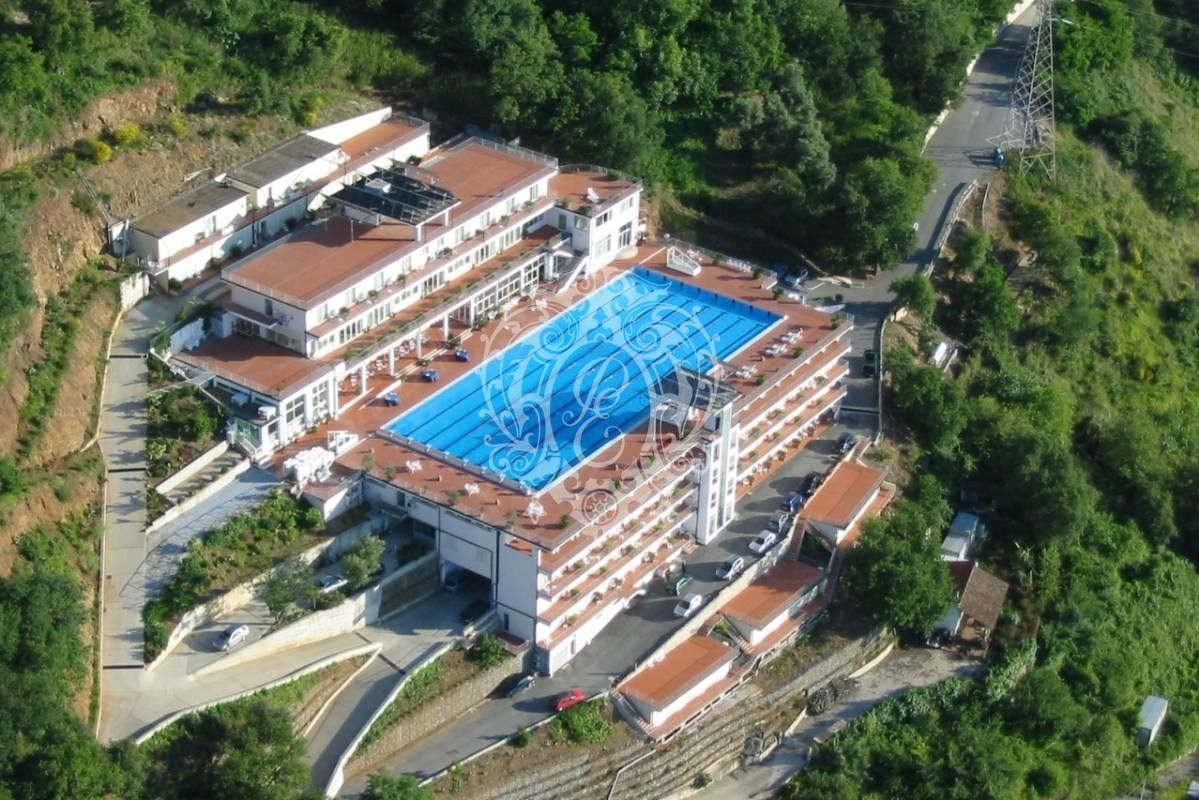 Отель, гостиница в Вибо Валентии, Италия, 13 825 м² - фото 4