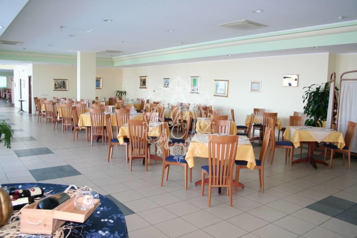 Отель, гостиница в Вибо Валентии, Италия, 13 825 м² - фото 8