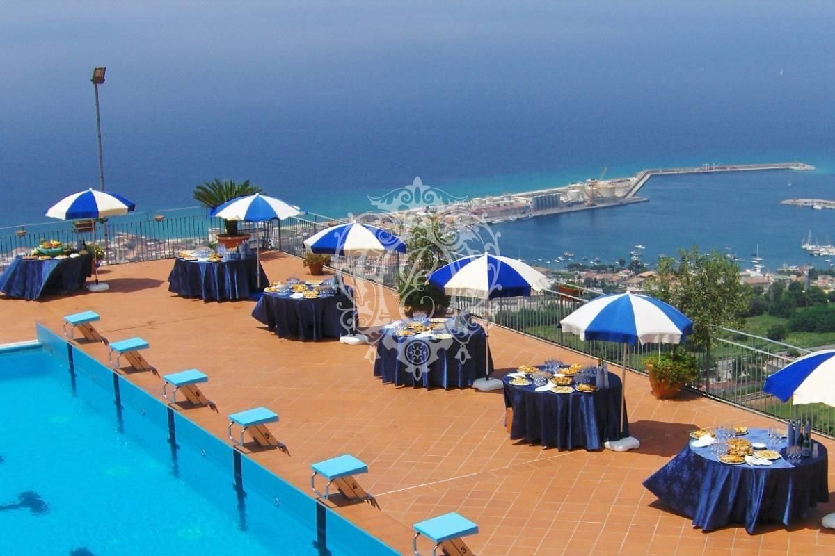 Отель, гостиница в Вибо Валентии, Италия, 13 825 м² - фото 18