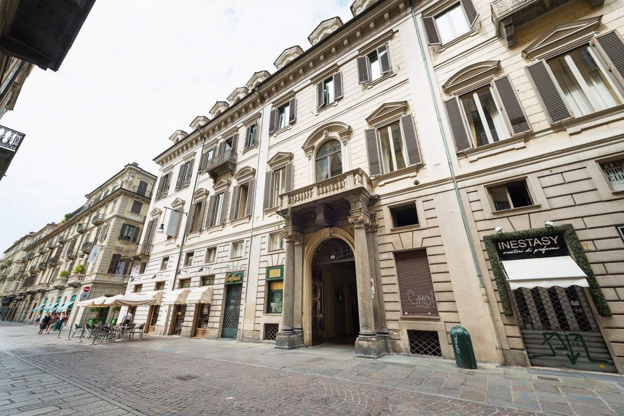 Апартаменты Torino, Италия, 850 м2 - фото 1