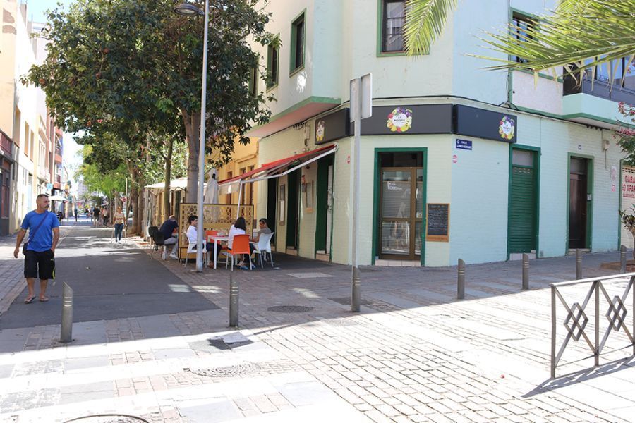 Кафе, ресторан на Тенерифе, Испания, 80 м2 - фото 1