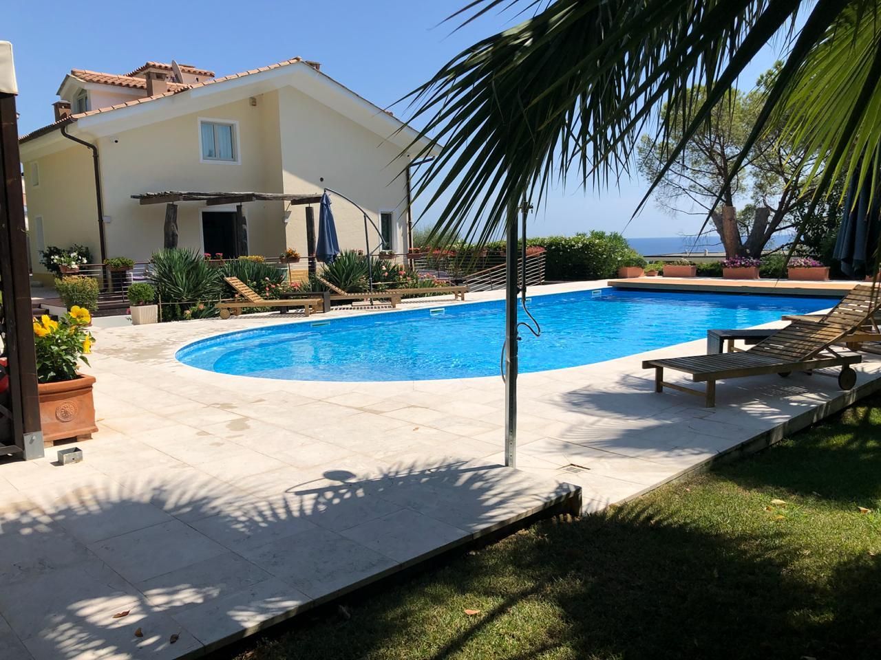 Вилла в Сан-Ремо, Италия, 652 м² - фото 3